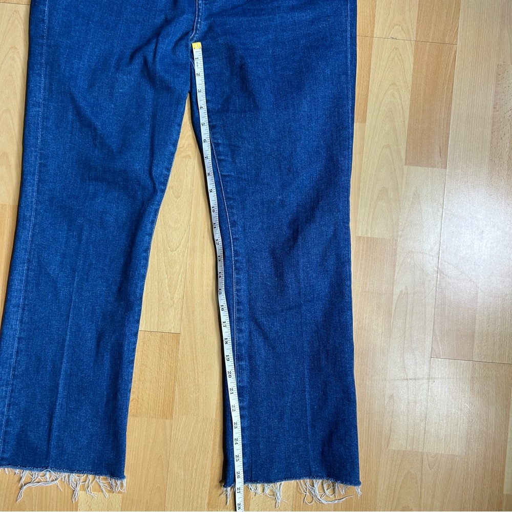 Pistola Lennon High Rise‎ Boot Cut Crop in Waterloo Raw Hem - Picture 12 of 12